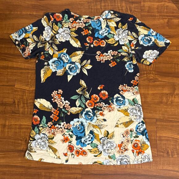 Johnny Was Women’s Floral Print AOP V-Neck Short Sleeve Shirt Flowers Navy - Picture 5 of 5